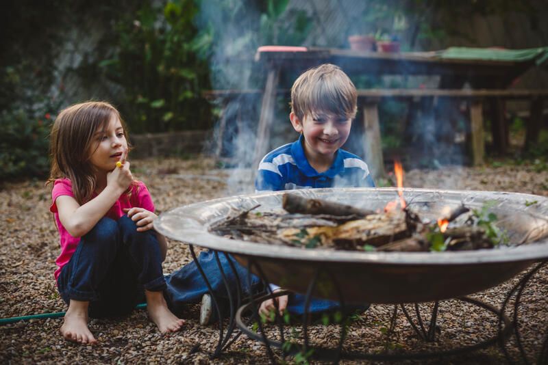 The Pros and Cons of Fire Pits vs Heat Lamps - Shrubhub