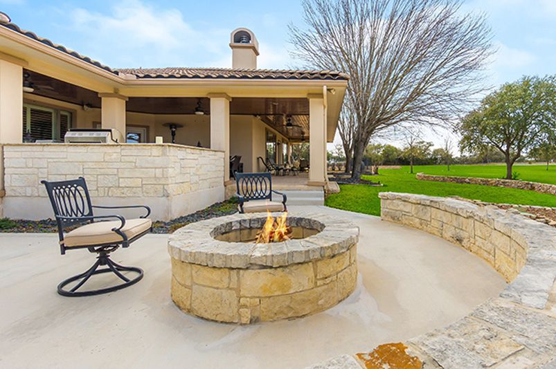 Backyard Fire Pit Landscaping Ideas - Shrubhub