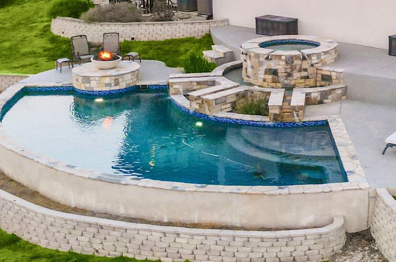 10 Creative Backyard Hot Tub Design Ideas for 2025 - Shrubhub